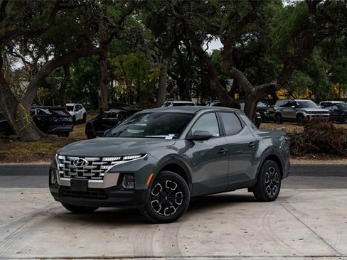 Certified 2024 Hyundai Santa Cruz SEL image 2