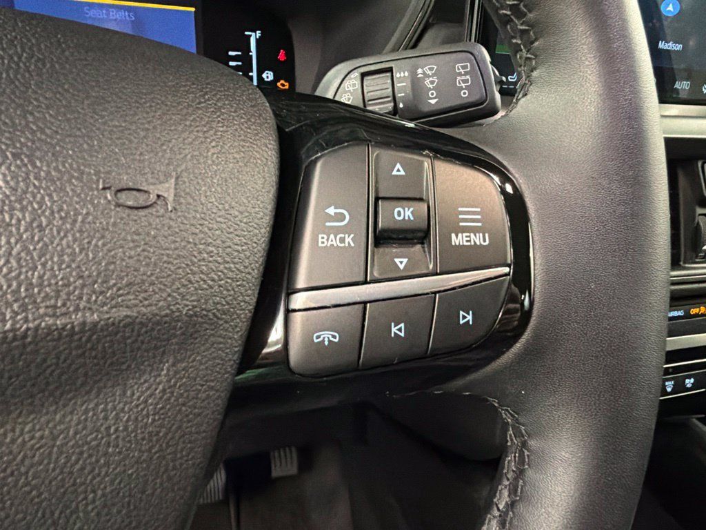 Used 2023 Ford Escape Active w/ Tech Pack #1 AWD/4WD image 18