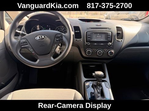 Used 2017 Kia Forte LX w/ LX Popular Package image 11