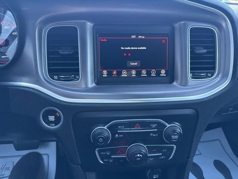 Certified 2022 Dodge Charger SXT w/ Cold Weather Package image 16