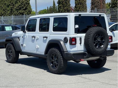 Used 2021 Jeep Wrangler Unlimited Sport AWD/4WD image 6