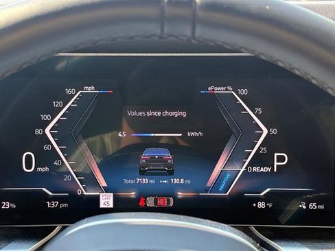 Used 2023 BMW i7 xDrive60 AWD/4WD image 14