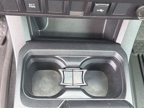 Used 2023 Toyota Tacoma SR RWD image 13