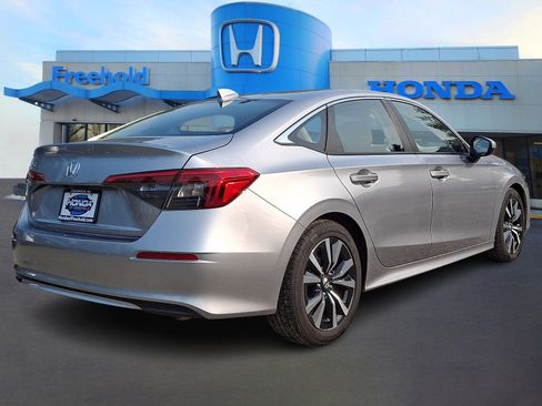 Used 2022 Honda Civic EX image 6