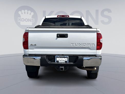 Used 2019 Toyota Tundra SR5 w/ SR5 Upgrade Package AWD/4WD image 5