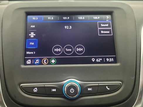 Used 2024 Chevrolet Equinox LS image 25