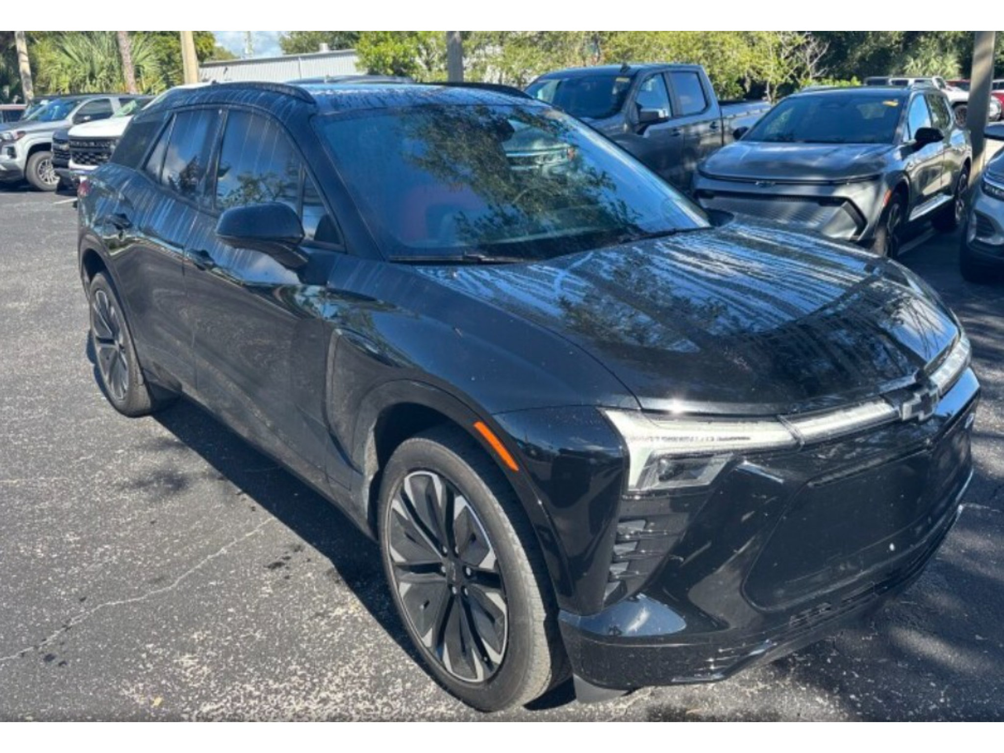 Used 2024 Chevrolet Blazer EV RS AWD/4WD image 2