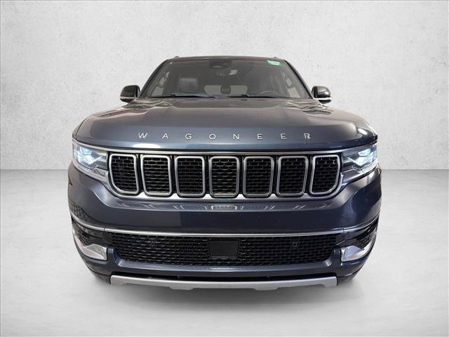 Used 2024 Jeep Wagoneer L Series II w/ Flexible Seating Group AWD/4WD image 9
