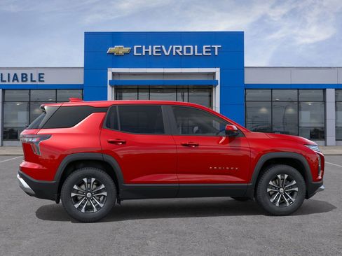 New 2026 Chevrolet Equinox LT w/ Safety and Technology Package image 5