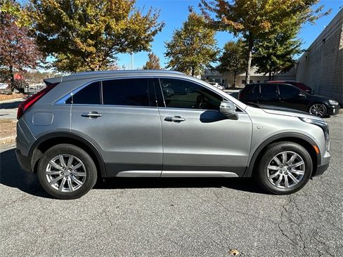 Used 2023 Cadillac XT4 Premium Luxury image 8