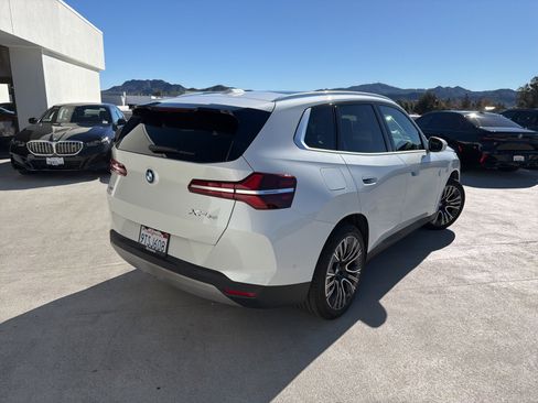 Used 2025 BMW X3 xDrive30i w/ Premium Package image 4