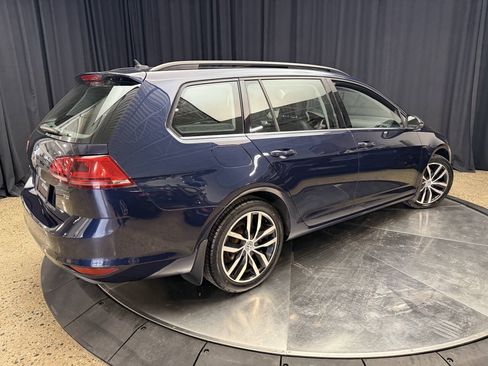 Used 2016 Volkswagen Golf Limited Edition FWD image 10