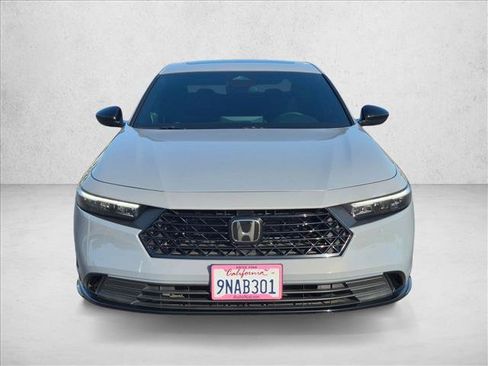 Used 2024 Honda Accord Sport image 2