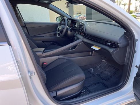 New 2026 Hyundai Elantra SEL Sport Premium image 29