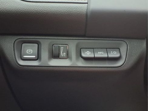 Certified 2022 GMC Acadia Denali w/ Denali Ultimate Package AWD/4WD image 13
