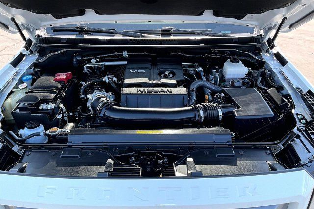 Certified 2023 Nissan Frontier SV w/ Tow Package RWD image 29