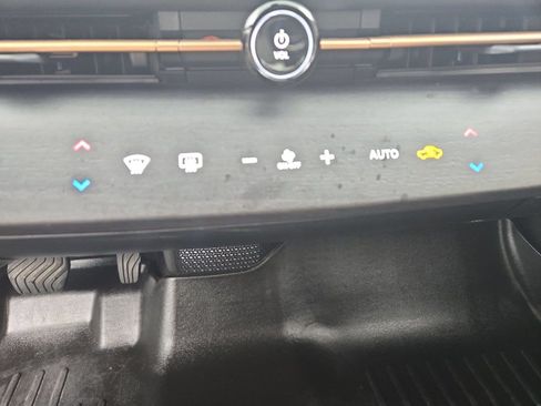 Used 2024 Nissan Ariya FWD image 22