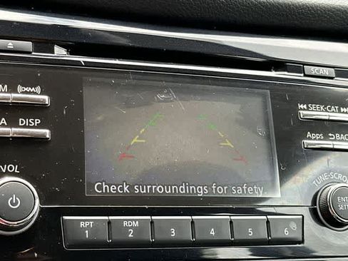 Used 2016 Nissan Rogue S AWD/4WD image 11