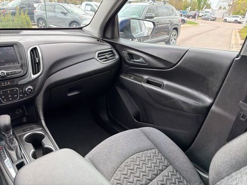 Used 2023 Chevrolet Equinox LT AWD/4WD image 18