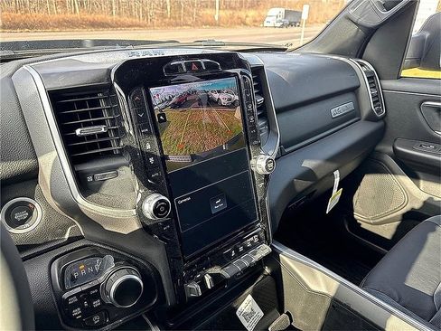 Used 2023 RAM 1500 Big Horn image 33