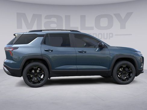 New 2026 Chevrolet Equinox LT w/ Midnight Edition image 5