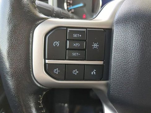 Used 2024 Ford Expedition XLT image 25