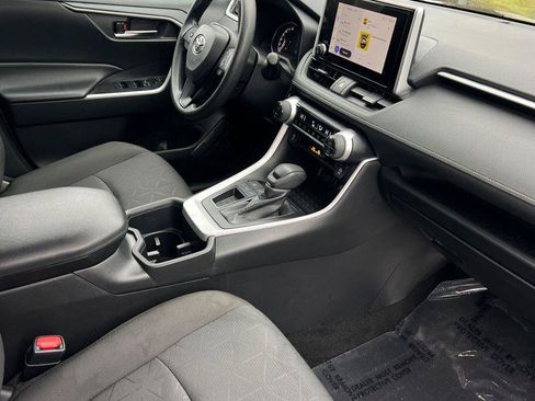 Used 2024 Toyota RAV4 XLE image 16