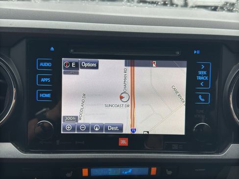 Used 2017 Toyota Tacoma TRD Sport RWD image 20