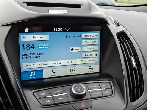 Used 2017 Ford Escape SE w/ SE Leather Comfort Package image 17