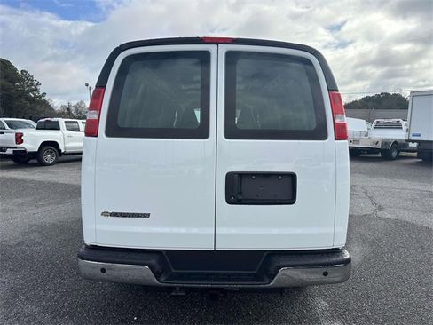 New 2025 Chevrolet Express 3500 Extended w/ Driver Convenience Package image 9