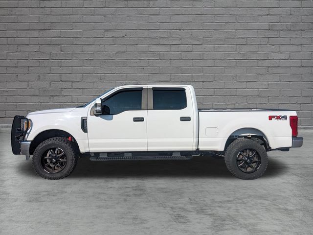 Used 2017 Ford F250 XL w/ STX Appearance Package AWD/4WD image 2