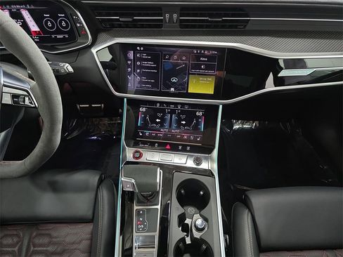 Used 2025 Audi RS 6 performance image 16