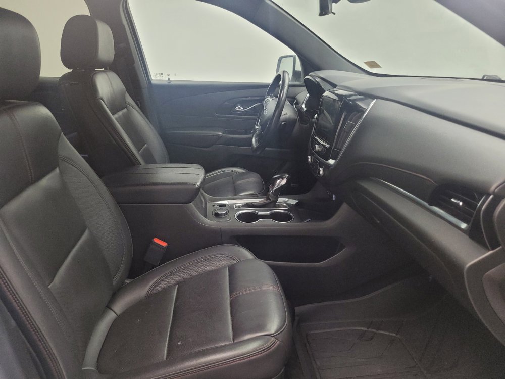 Used 2022 Chevrolet Traverse RS FWD image 21