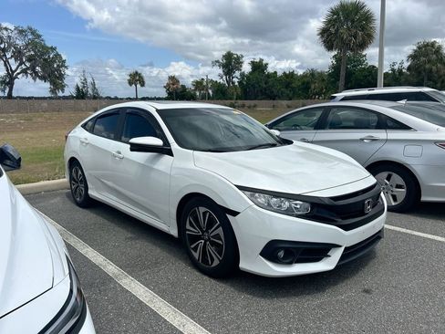 Used 2018 Honda Civic EX-T image 1