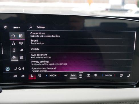 Used 2025 Audi A6 e-tron Prestige w/ Beige Warm Weather Package image 26