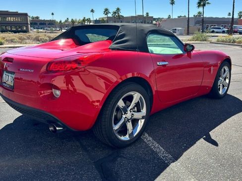 Used 2007 Pontiac Solstice w/ Premium Package image 9