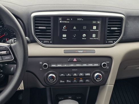 Used 2021 Kia Sportage LX w/ LX Fwd Popular Package image 15