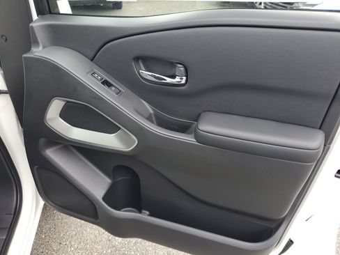 New 2026 Nissan Frontier SV w/ SV Convenience Package RWD image 29