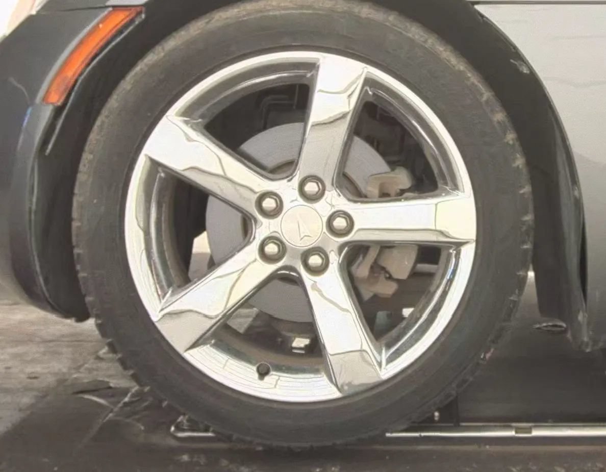 Used 2007 Pontiac Solstice Convertible w/ Premium Package RWD image 7