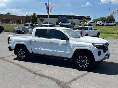 Used 2024 Chevrolet Colorado Z71 w/ Z71 Convenience Package 2 AWD/4WD image 6