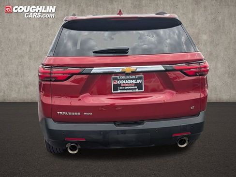 Used 2022 Chevrolet Traverse LT AWD/4WD image 6
