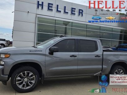 Used 2019 Chevrolet Silverado 1500 Custom w/ Custom Convenience Package