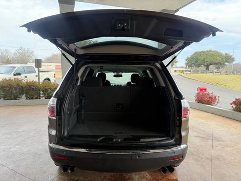Used 2010 GMC Acadia SLE image 22