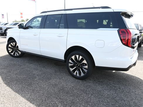 New 2027 Ford Expedition Max Platinum w/ Driver's Package RWD image 9