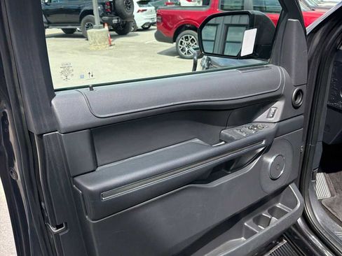 Used 2023 Ford Expedition Max XLT AWD/4WD image 19