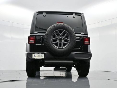 Used 2024 Jeep Wrangler Unlimited Sport AWD/4WD image 40