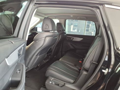 Used 2024 Acura MDX SH-AWD w/ Technology Package image 16