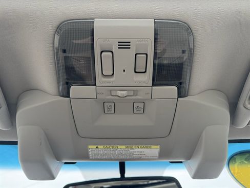 Used 2013 Subaru Legacy 2.5i Limited image 13