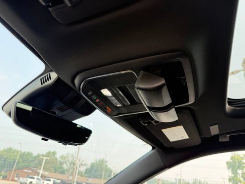 New 2026 GMC Acadia Denali AWD/4WD image 16