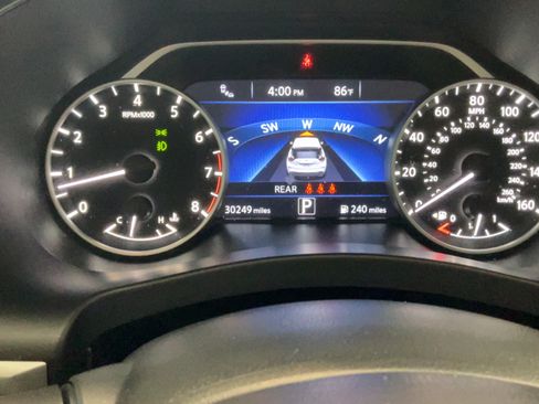 Used 2024 Nissan Murano Platinum w/ Cargo Package FWD image 10